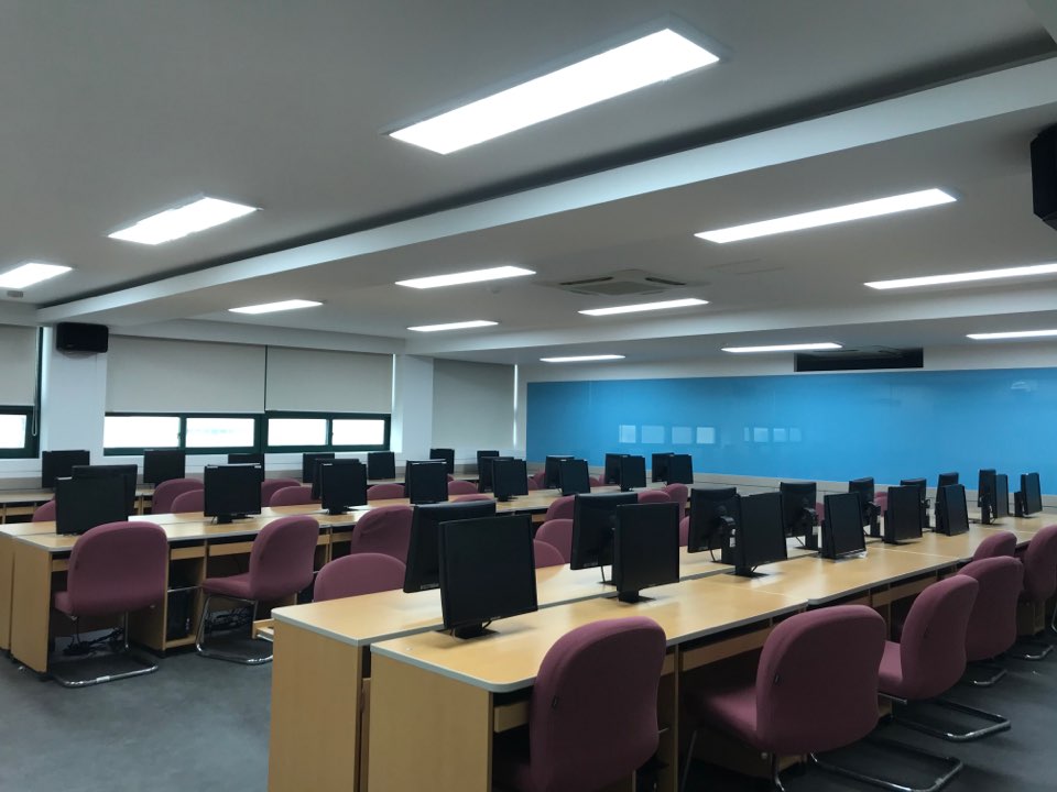 관광정보실습실 1.jpg