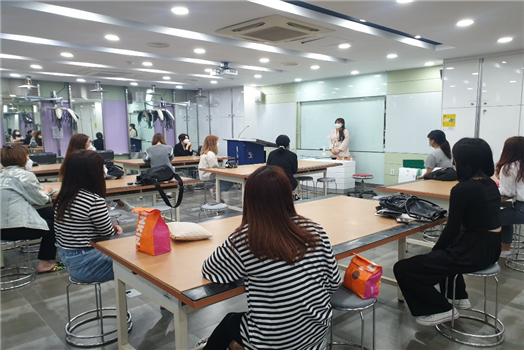 헤어프라임-진로멘토링2.jpg