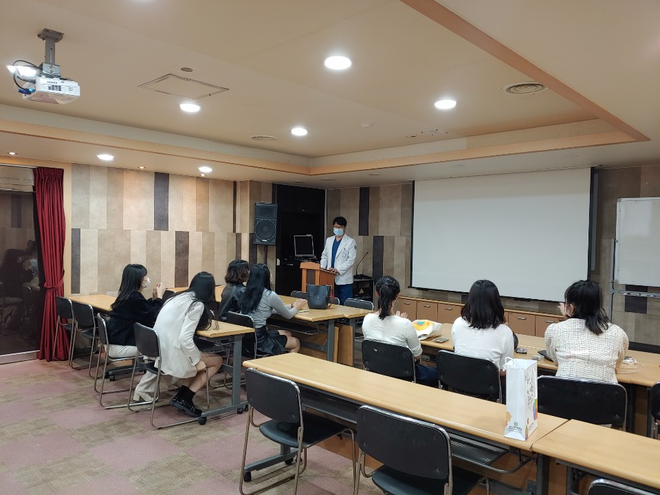 반려동물서비스-산업체인사특강3.jpg